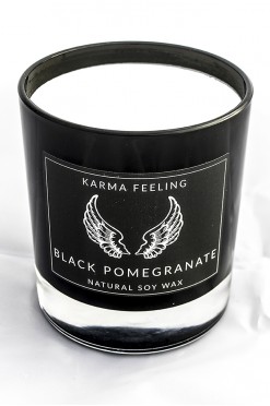 Black Pomegranate Candle